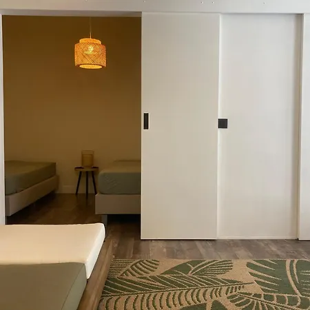 Отель Quest House In The
